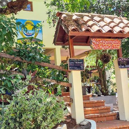 Hotel Iguanito Santa Catalina Eksteriør billede