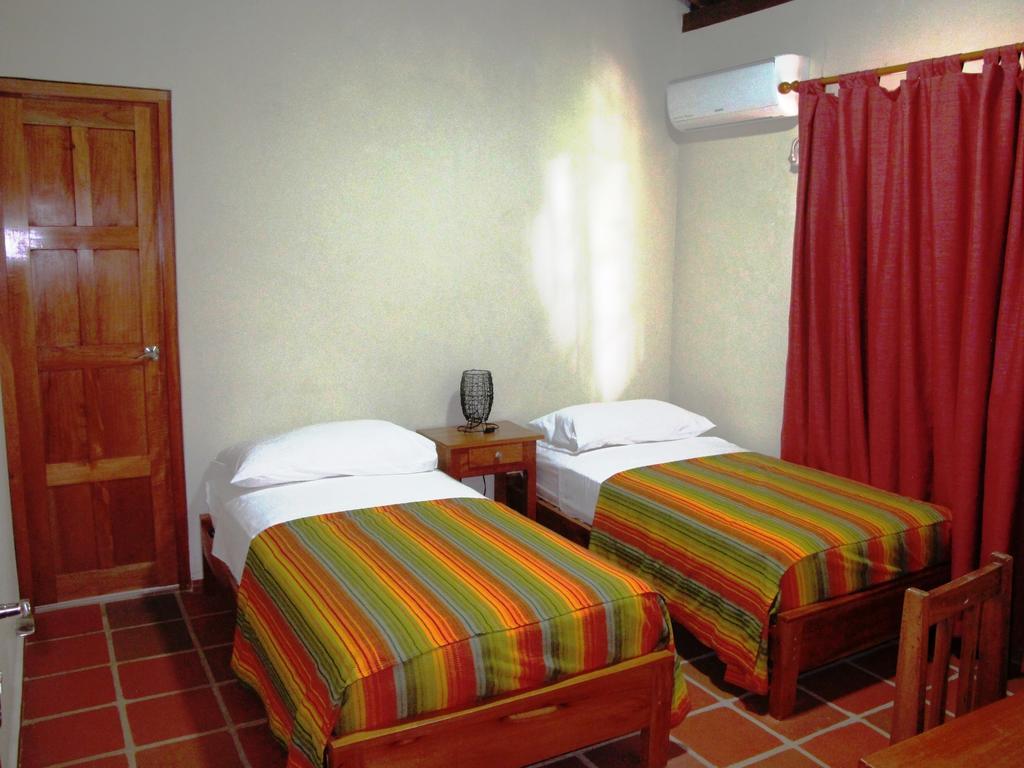 Hotel Iguanito Santa Catalina Værelse billede